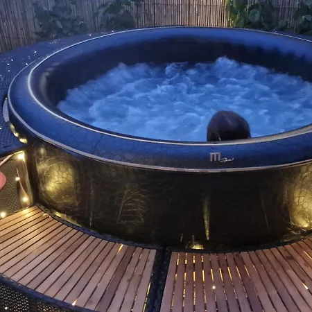 別荘 Morskie Klimaty - Dom Ogrodzony Z Jacuzzi Rozewie